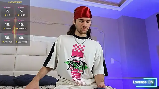 Snapshot of FreyrVik chatting on October 29, 2025, 6:07 pm FreyrVik online show from October 29, 2025, 6:07 pm