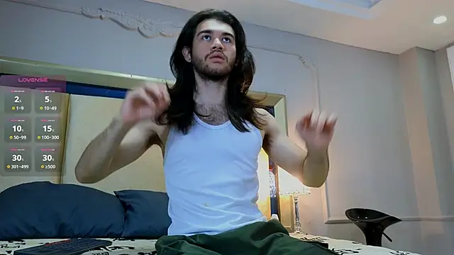 Snapshot of FreyrVik chatting on September 22, 2025, 4:02 pm FreyrVik online show from September 22, 2025, 4:02 pm