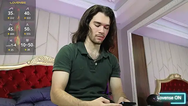 Snapshot of FreyrVik chatting on October 27, 2025, 6:31 pm FreyrVik online show from October 27, 2025, 6:31 pm