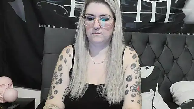 Sizzling Indie36 online show from December 16, 2025, 10:47 pm