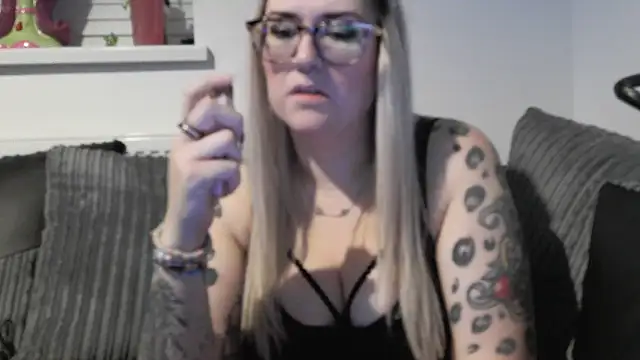 Sizzling Indie36 online show from November 15, 2025, 8:57 pm