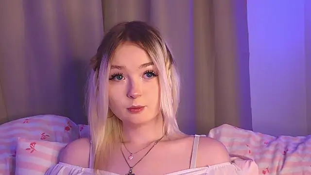 Snapshot of minigirl chatting on February 12, 2026, 4:18 pm minigirl online show from February 12, 2026, 4:18 pm