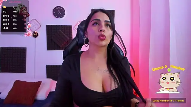 Snapshot of hannarusso chatting on December 17, 2025, 8:58 pm hannarusso online show from December 17, 2025, 8:58 pm