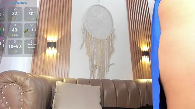 Snapshot of Layla_arabelle chatting on September 25, 2025, 8:15 pm Layla arabelle online show from September 25, 2025, 8:15 pm