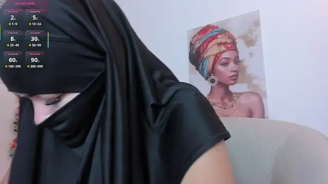 Snapshot of Layla_arabelle chatting on September 13, 2025, 7:36 pm Layla arabelle online show from September 13, 2025, 7:36 pm