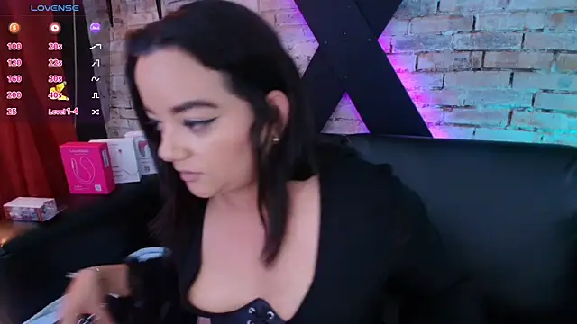 Snapshot of jessy_capelli chatting on October 31, 2025, 7:32 pm jessy capelli online show from October 31, 2025, 7:32 pm