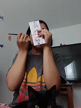 Snapshot of Emilybutterfly1 chatting on October 24, 2025, 5:01 pm Emilybutterfly1 online show from October 24, 2025, 5:01 pm