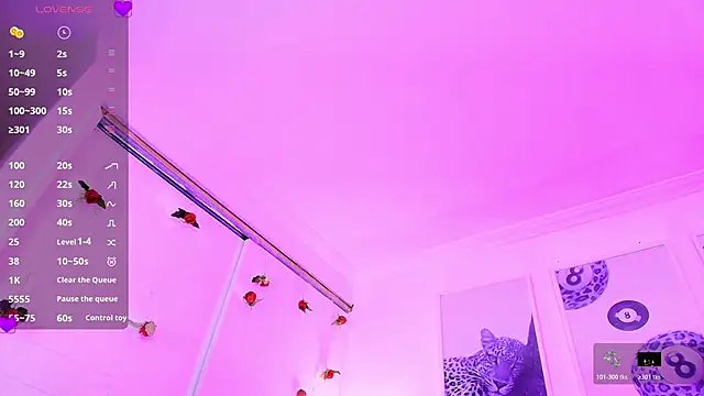 Valen ross  online show from February 16, 2026, 10:18 pm