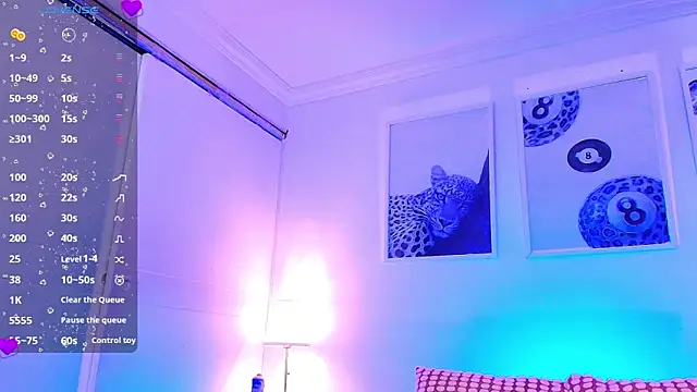 Valen ross  online show from April 20, 2026, 9:38 pm