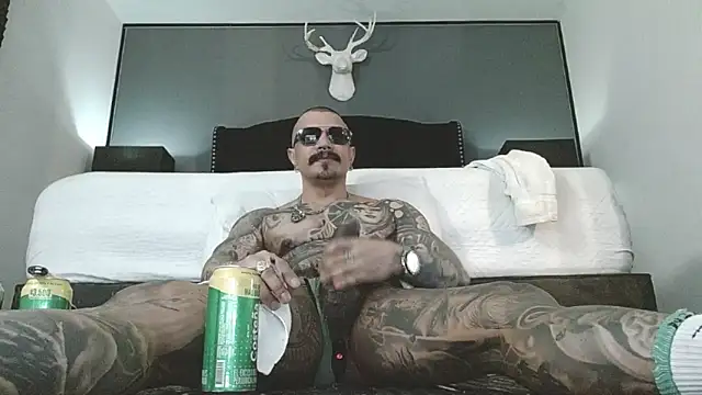 danilog515 online show from April 3, 2026, 3:35 am