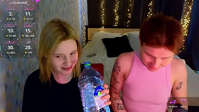 Snapshot of Tara_Lawson chatting on March 12, 2026, 11:58 am Tara Lawson online show from March 12, 2026, 11:58 am