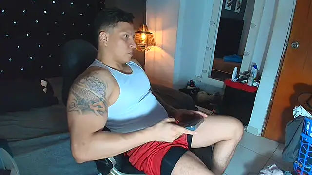 Snapshot of ethan_dalton_ chatting on December 19, 2025, 3:21 am ethan dalton online show from December 19, 2025, 3:21 am