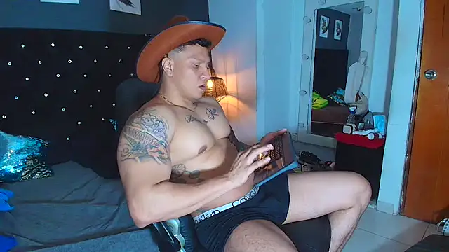 Snapshot of ethan_dalton_ chatting on October 31, 2025, 3:25 am ethan dalton online show from October 31, 2025, 3:25 am