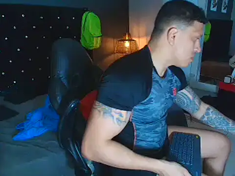 Snapshot of ethan_dalton_ chatting on November 6, 2025, 3:10 am ethan dalton online show from November 6, 2025, 3:10 am