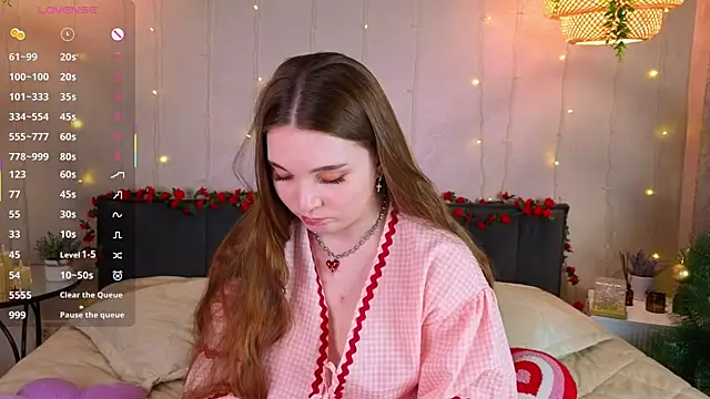 Snapshot of ConstanceHelms chatting on January 10, 2026, 5:03 am ConstanceHelms online show from January 10, 2026, 5:03 am