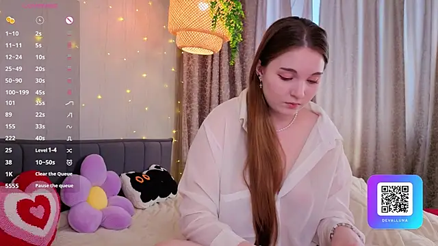 Snapshot of ConstanceHelms chatting on April 11, 2026, 5:04 am ConstanceHelms online show from April 11, 2026, 5:04 am