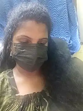 Snapshot of poojaa-rani chatting on April 13, 2026, 7:18 pm poojaa-rani online show from April 13, 2026, 7:18 pm