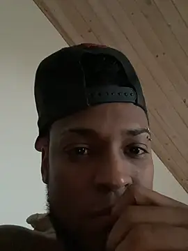 Chocolattino91 online show from March 18, 2025, 5:44 pm