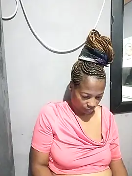 Snapshot of sexylira chatting on October 14, 2025, 3:56 pm sexylira online show from October 14, 2025, 3:56 pm