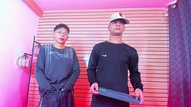 Snapshot of 317894 chatting on April 12, 2026, 8:12 pm 317894 online show from April 12, 2026, 8:12 pm