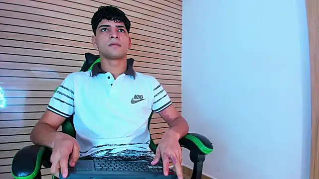 Snapshot of 317894 chatting on April 13, 2026, 3:38 pm 317894 online show from April 13, 2026, 3:38 pm