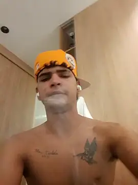 Snapshot of 317894 chatting on March 3, 2026, 8:43 am 317894 online show from March 3, 2026, 8:43 am