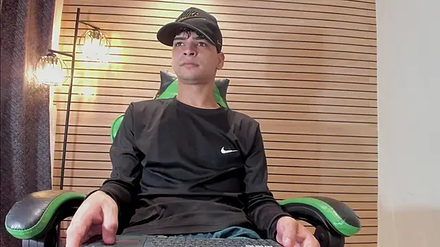 Snapshot of 317894 chatting on April 16, 2026, 6:03 am 317894 online show from April 16, 2026, 6:03 am