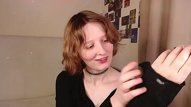 c0ralynx online show from November 12, 2025, 10:13 pm