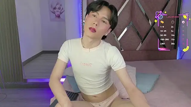 Snapshot of Ash_Femboy chatting on September 8, 2025, 9:14 pm Ash Femboy online show from September 8, 2025, 9:14 pm