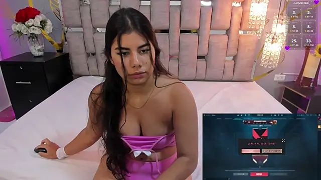 IsaCutie online show from March 18, 2025, 8:26 pm