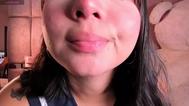 Snapshot of abby_roux chatting on February 19, 2026, 3:36 am abby roux online show from February 19, 2026, 3:36 am