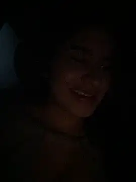 Snapshot of andrea_gomes_ chatting on May 29, 2026, 8:53 am andrea gomes online show from May 29, 2026, 8:53 am
