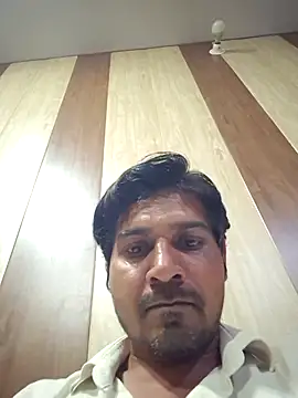 johnny8731 online show from March 25, 2026, 1:32 pm