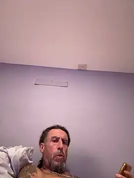 Coco-sarli online show from February 23, 2026, 2:46 am