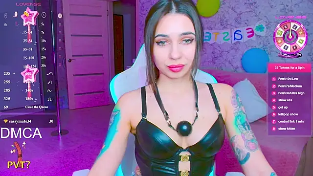 Snapshot of vinkiepinkie chatting on April 1, 2026, 5:32 pm vinkiepinkie online show from April 1, 2026, 5:32 pm