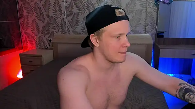 Snapshot of Cactus__James chatting on April 20, 2026, 11:28 pm Cactus James online show from April 20, 2026, 11:28 pm