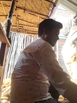 Snapshot of hot_integer chatting on February 11, 2026, 11:32 am hot integer online show from February 11, 2026, 11:32 am