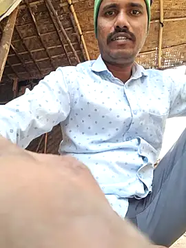 Snapshot of hot_integer chatting on December 4, 2025, 5:17 am hot integer online show from December 4, 2025, 5:17 am