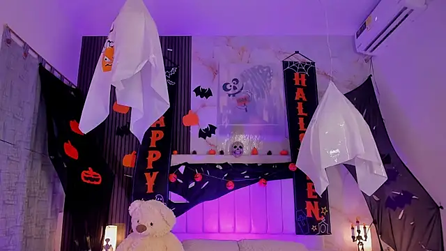 peachandtyron  online show from November 1, 2025, 4:30 am