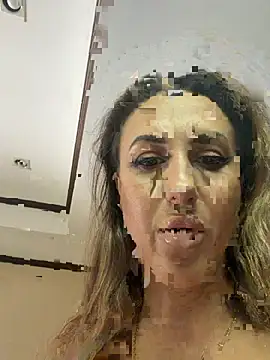 Snapshot of Brilliant-Splashes chatting on May 15, 2026, 3:26 am Brilliant-Splashes online show from May 15, 2026, 3:26 am