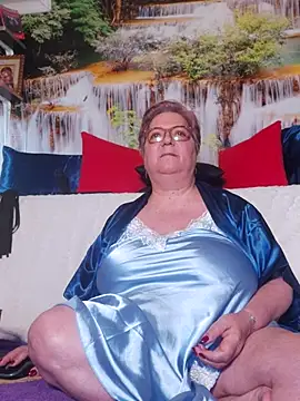 Snapshot of QueenPammy1 chatting on February 5, 2026, 7:15 am QueenPammy1 online show from February 5, 2026, 7:15 am