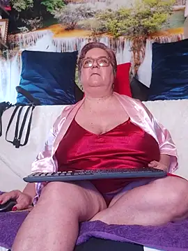 Snapshot of QueenPammy1 chatting on March 8, 2026, 6:06 am QueenPammy1 online show from March 8, 2026, 6:06 am