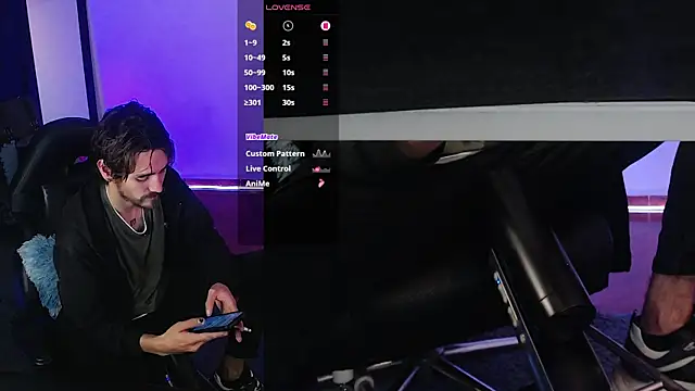 Aaron malikk online show from November 5, 2025, 3:09 am