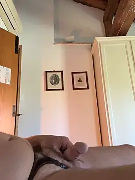 Max 965 online show from April 9, 2026, 1:28 pm