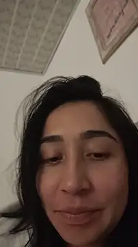 Elowyn online show from April 5, 2026, 12:39 am