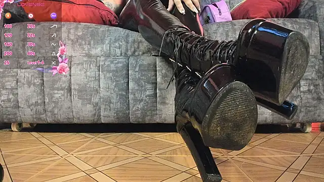  LuanaDabbraccio online show from February 20, 2026, 2:08 pm