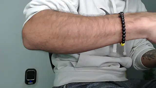 Snapshot of bigdick_monster1 chatting on October 28, 2025, 9:19 am bigdick monster1 online show from October 28, 2025, 9:19 am