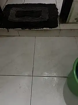 Snapshot of dilu98 chatting on September 11, 2025, 12:32 am dilu98 online show from September 11, 2025, 12:32 am