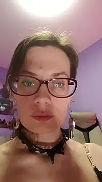 MilanaPure online show from November 14, 2025, 10:13 pm