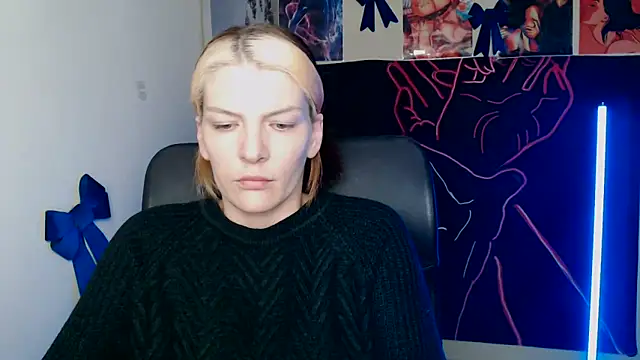 Snapshot of VanessaRey_ chatting on April 14, 2026, 4:23 pm VanessaRey online show from April 14, 2026, 4:23 pm